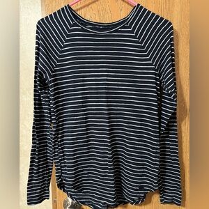 🔆2 for $6 🔆 Hollister navy blue/white striped long sleeve shirt